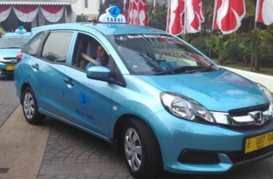 Saran Mobil Bekas Taksi Jenis serta Harga Rata-rata